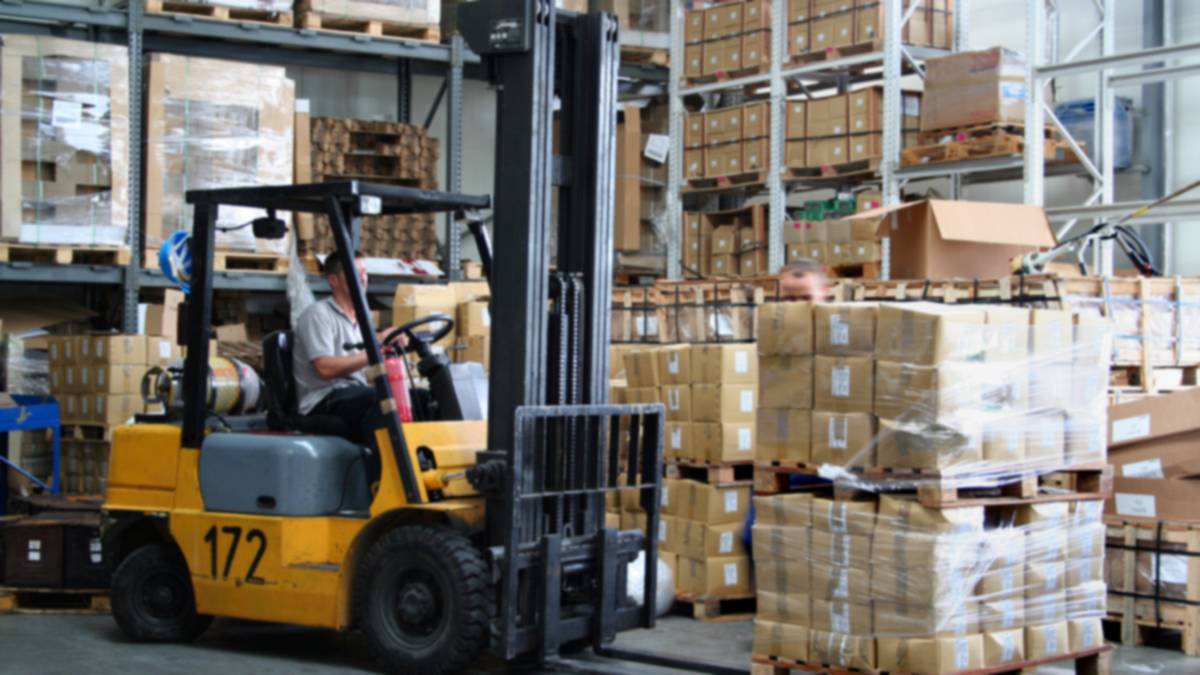 What Happens During Freight Unloading and Sorting